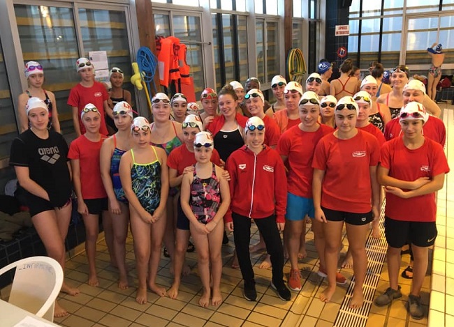 Equipe féminine La roche sur yon natation